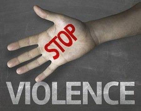 Anti-Violence Program Questioned | Chicago Criminal Defense Attorneys anti-violence program, Chicago criminal defense attorneys, CeaseFire program, ex-felons, combat violence, report crime tips, target violent offenders, curb violence